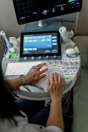 Экспертный аппарат УЗИ четврёртого поколения с 3d-изображением